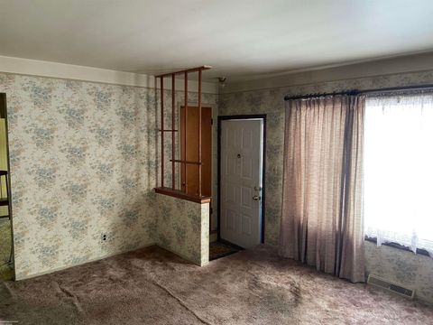 A home in RosevilleCity_Macomb