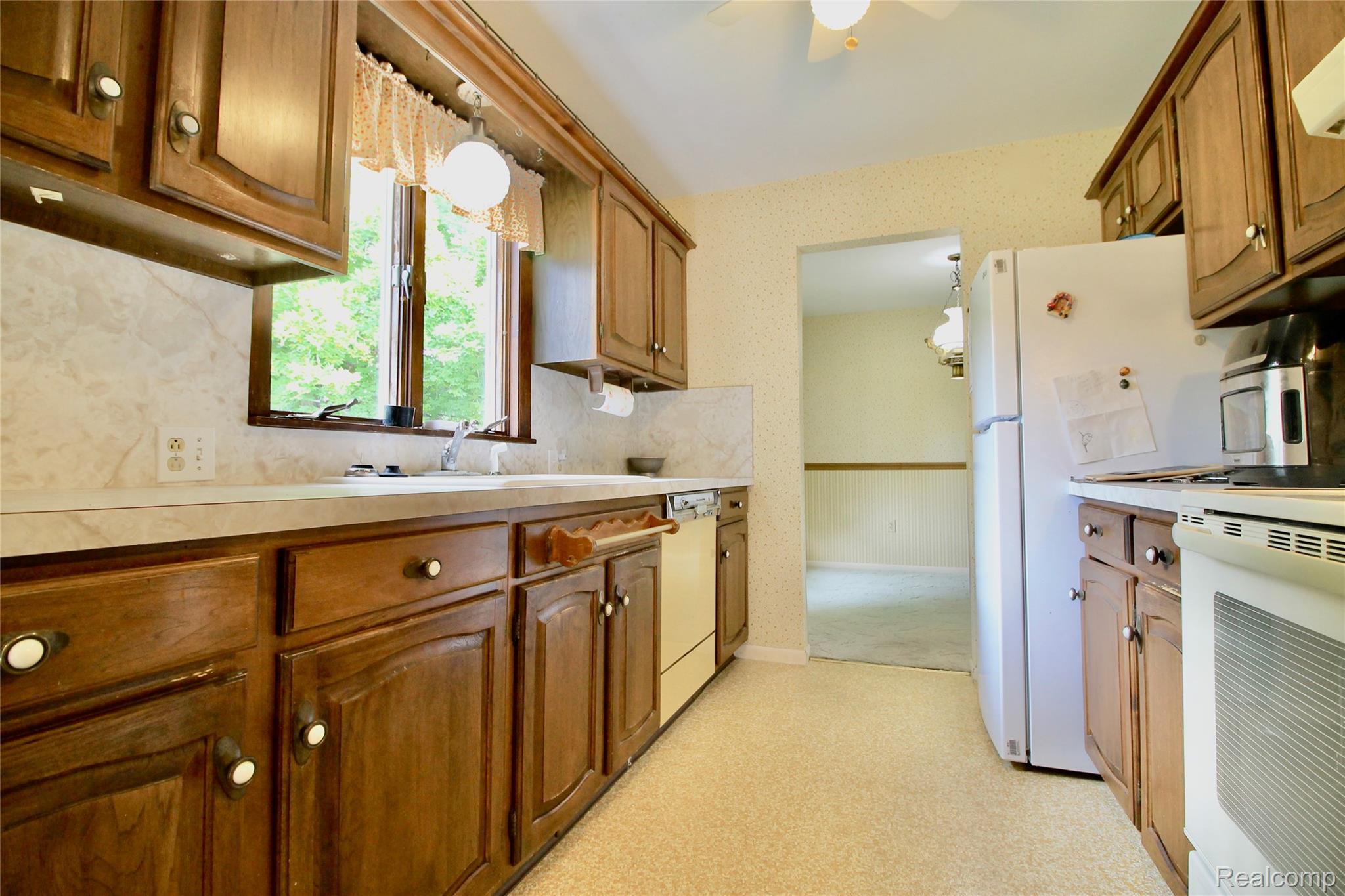 403 N Wickshire Lane