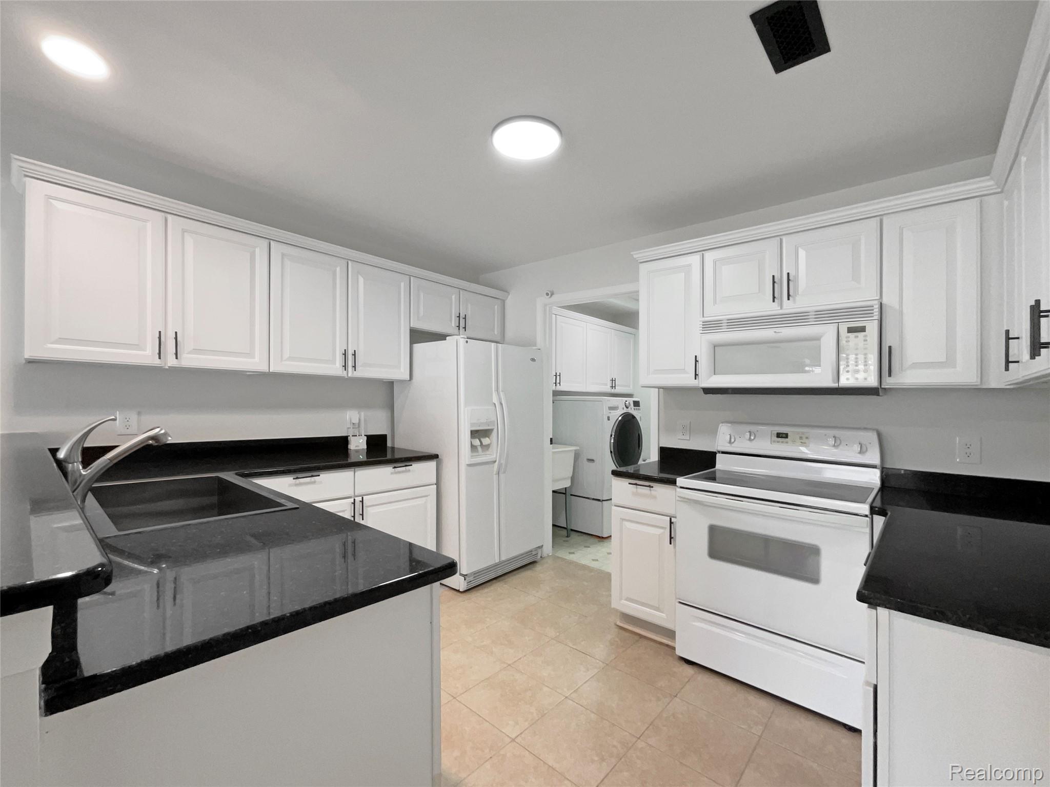 14622 Moravian Manor Circle