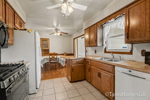 Tiny photo for 7556 Terrace Lane, Georgetown Charter Township, MI 49428 (MLS # 65026045988)