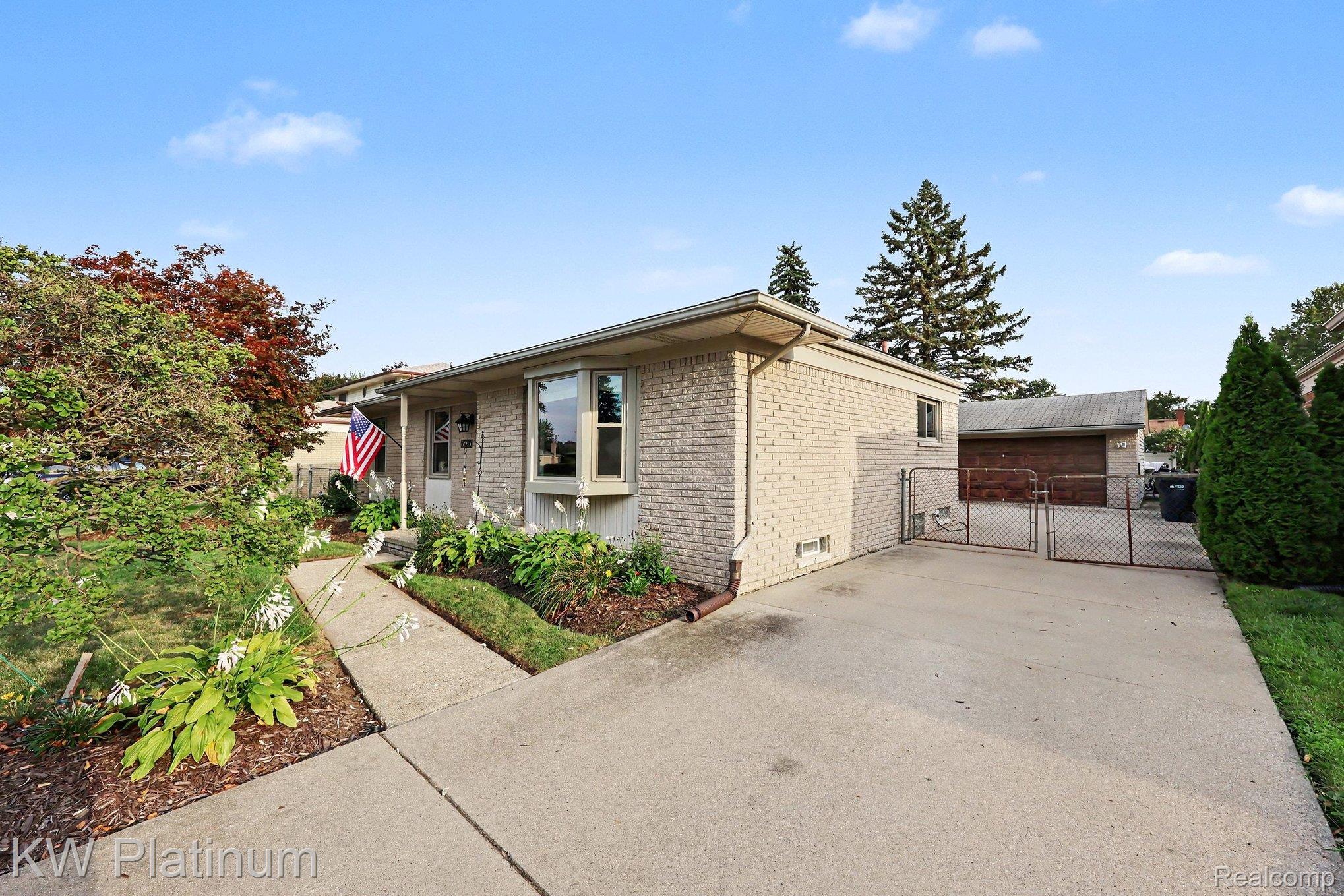 15010 Alma Drive