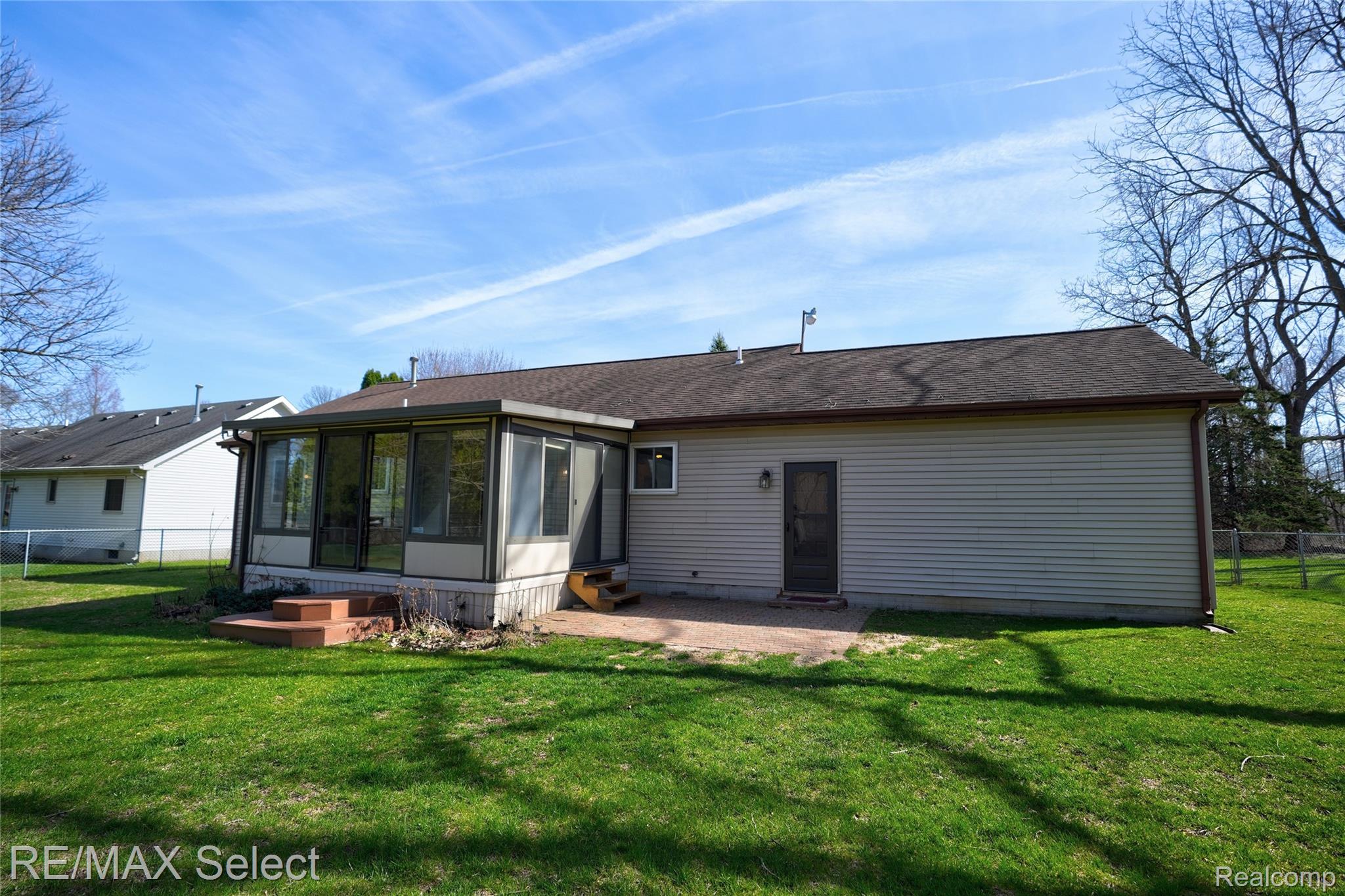 3288 W Grand Blanc Road