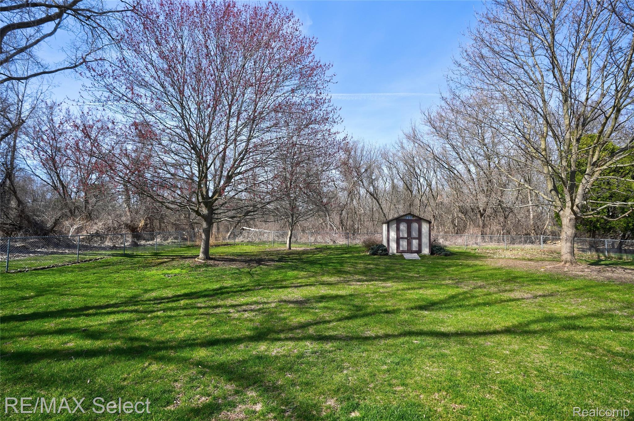 3288 W Grand Blanc Road