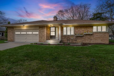 1645 Lotus Avenue SE Grand Rapids City MI 49506