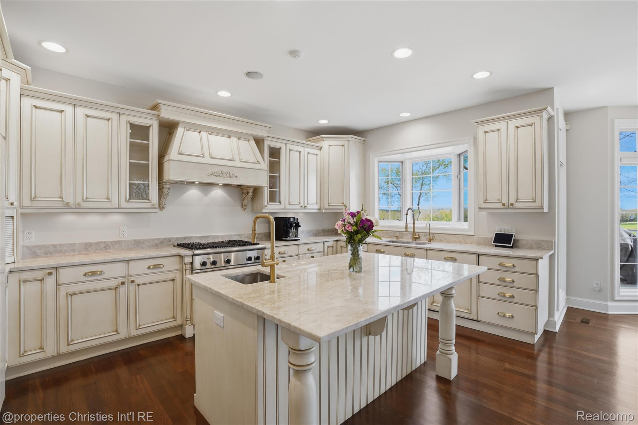 5011 Rockaway Lane