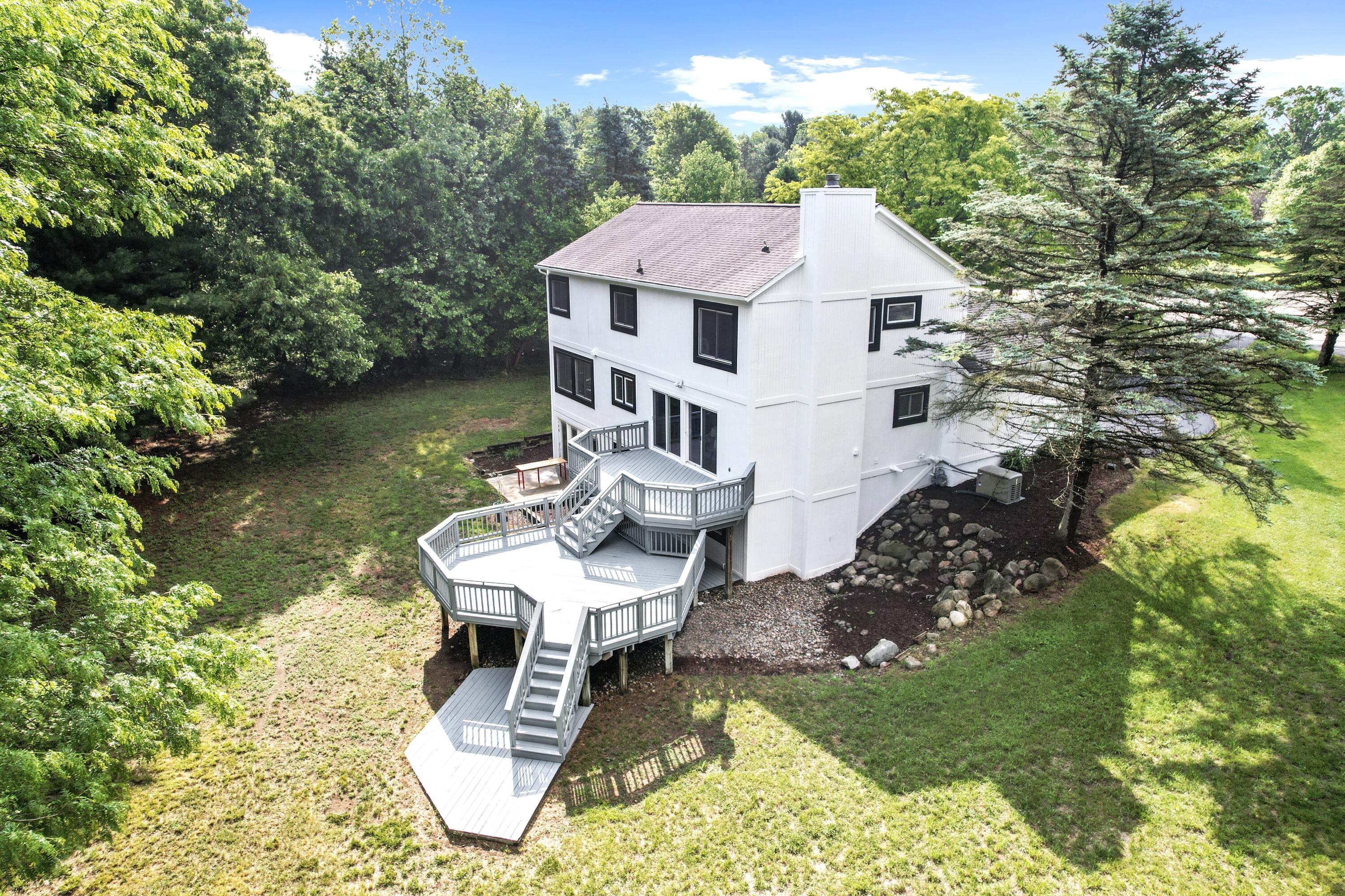 3999 Edmonton Court