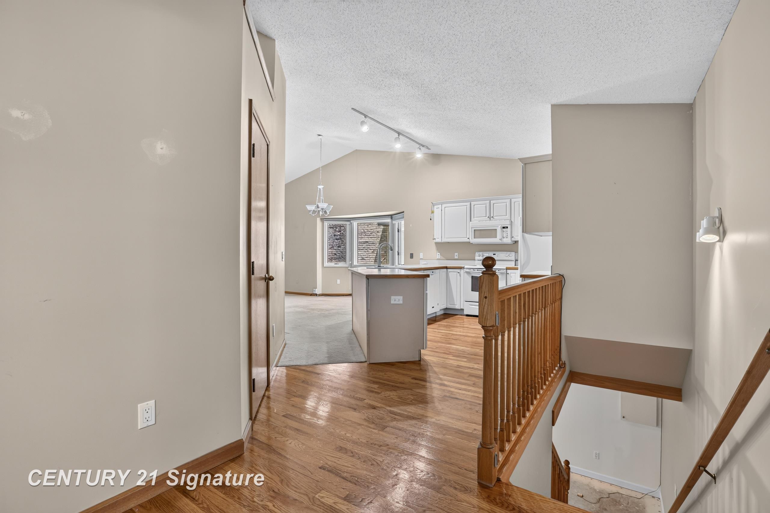 708 Shorefront Circle