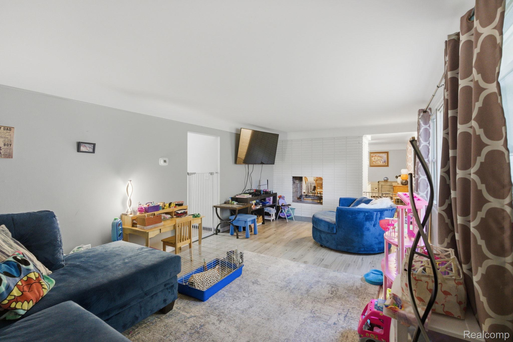 38990 Lanse Creuse Street