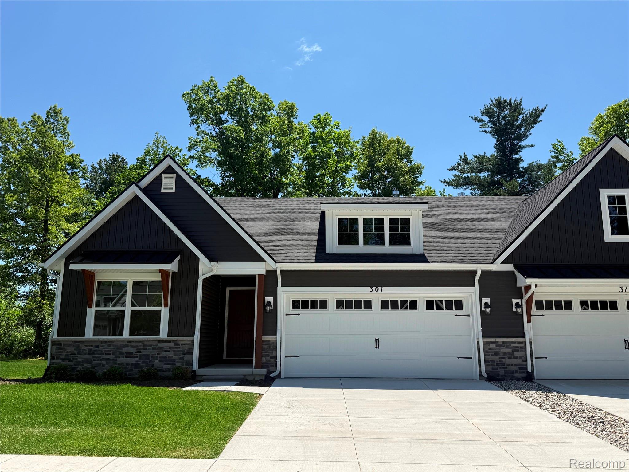 301 Canyon Creek Court 28