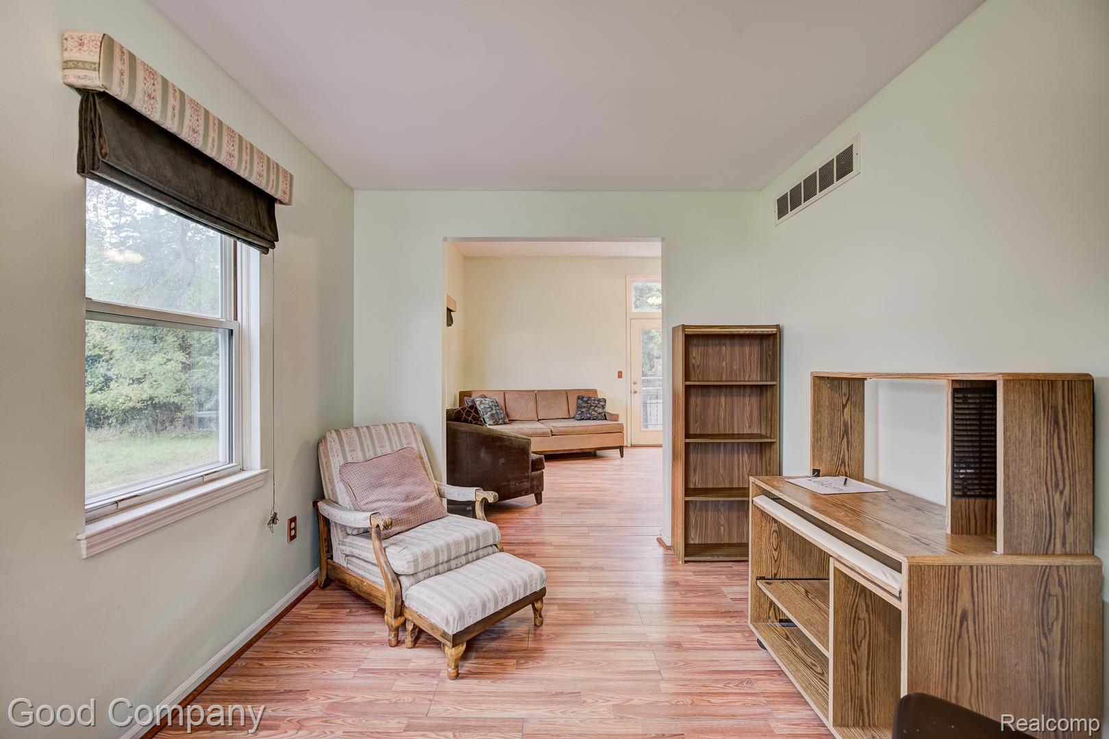 22723 Middlebelt Road