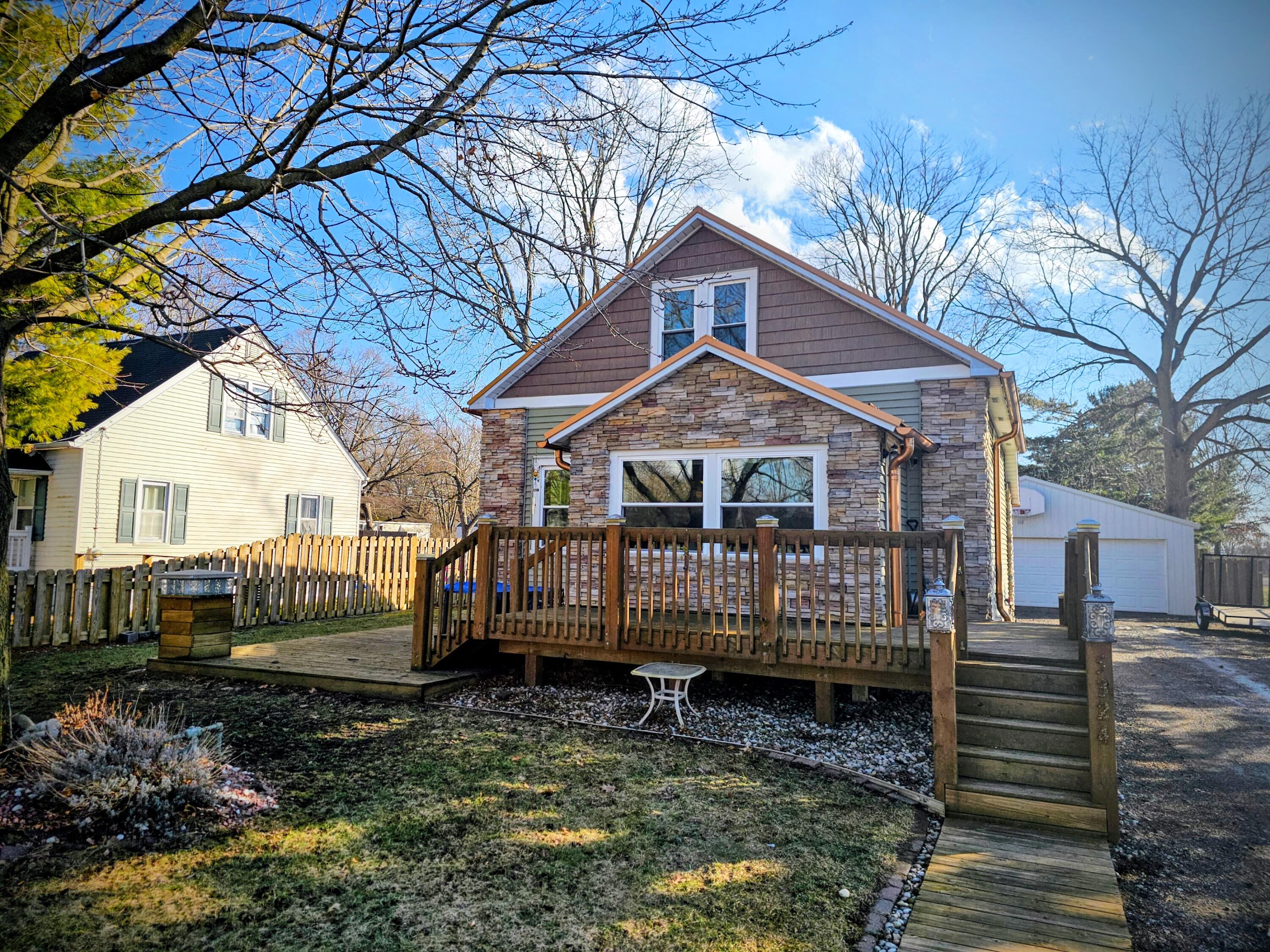 5324 Comstock Avenue