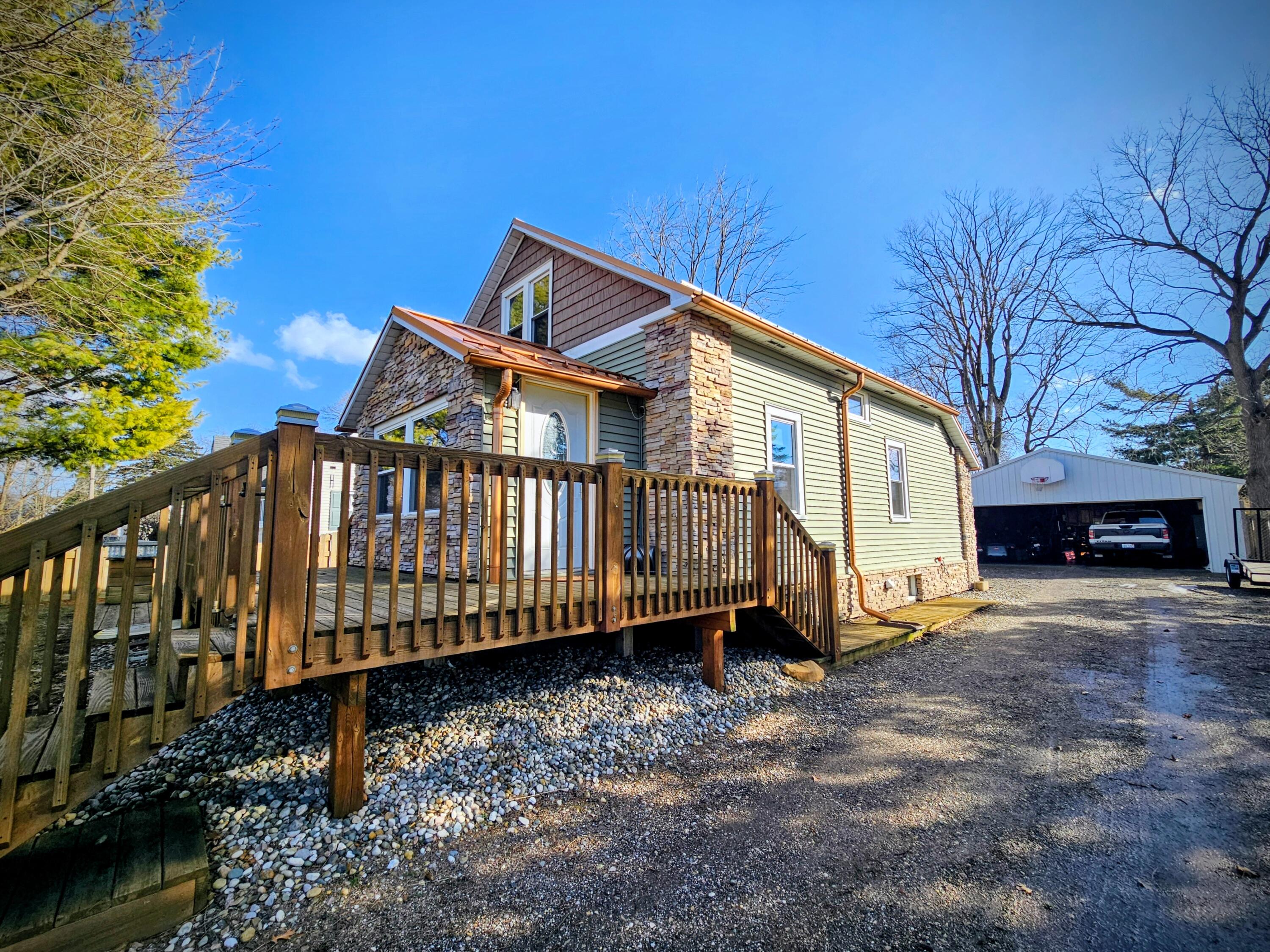 5324 Comstock Avenue