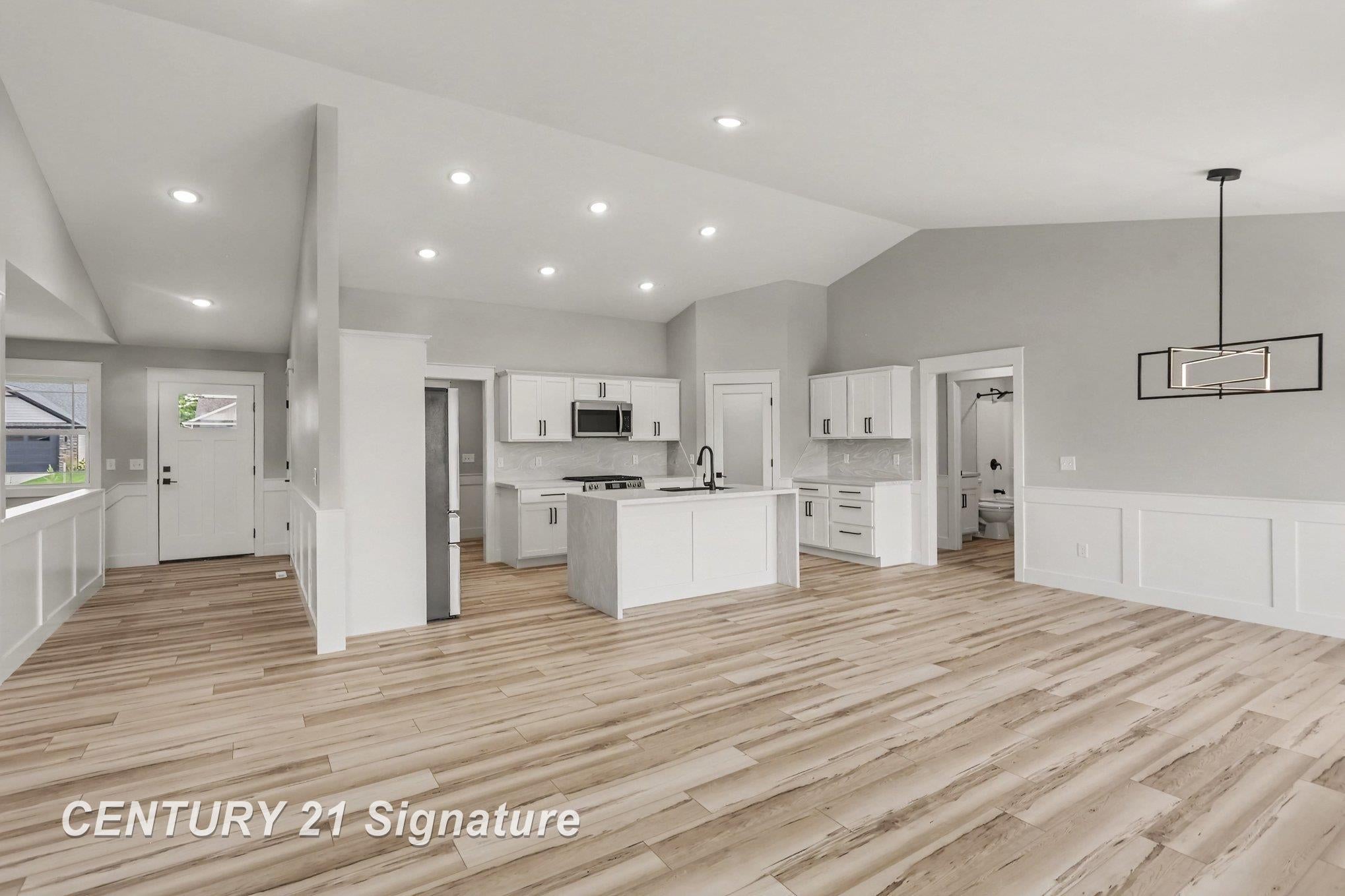 5875 Diamond Meadows Lane
