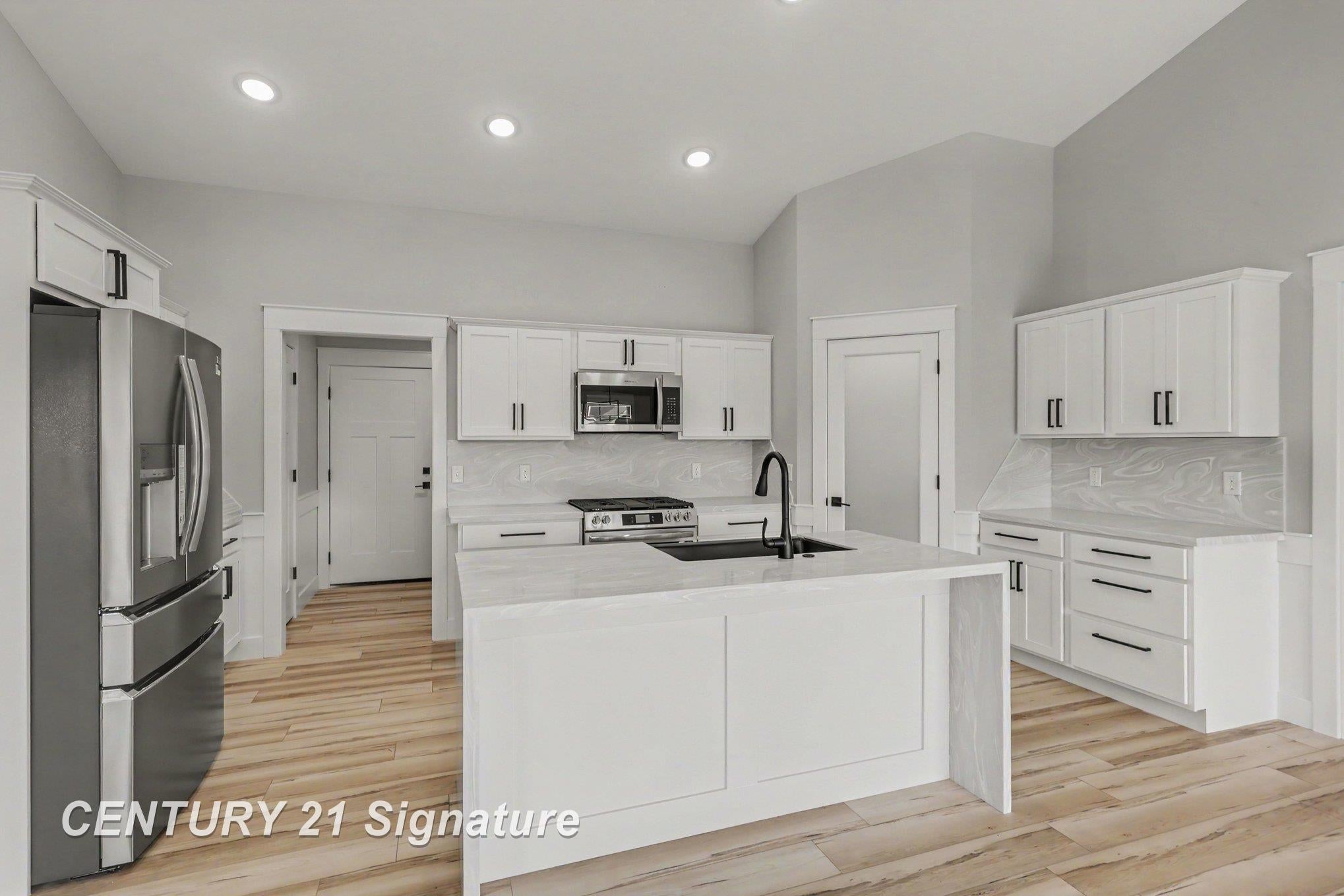 5875 Diamond Meadows Lane
