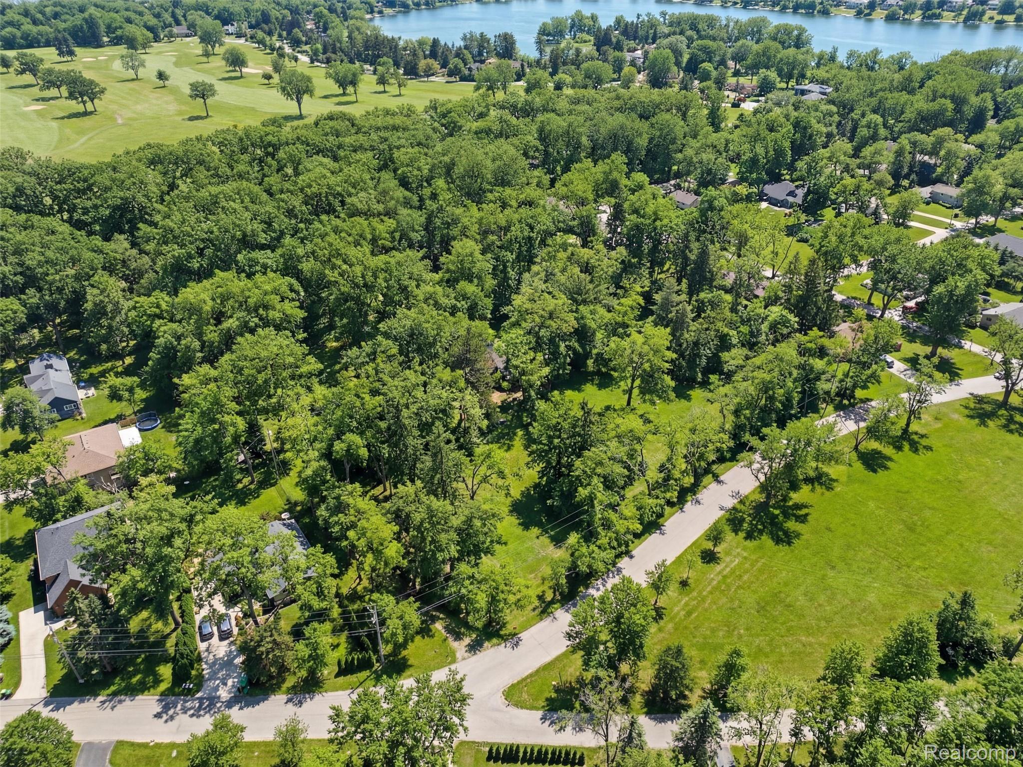 3655 Shady Beach Boulevard