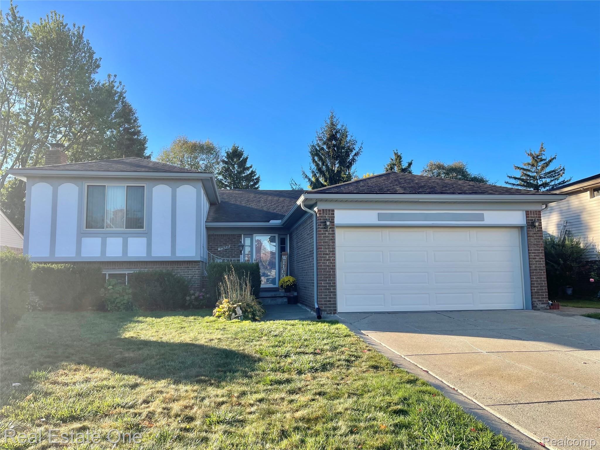 2452 Jonathan Drive