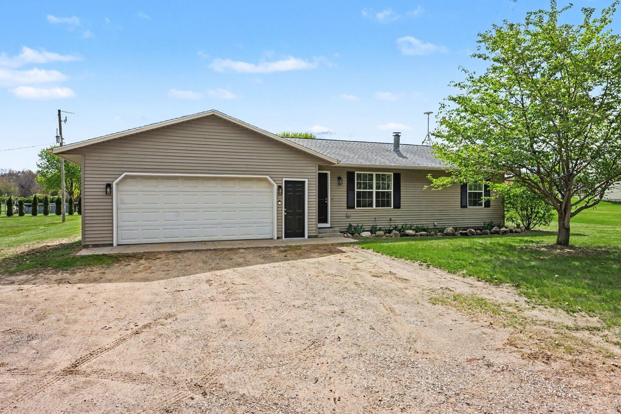 61117 County Road 653