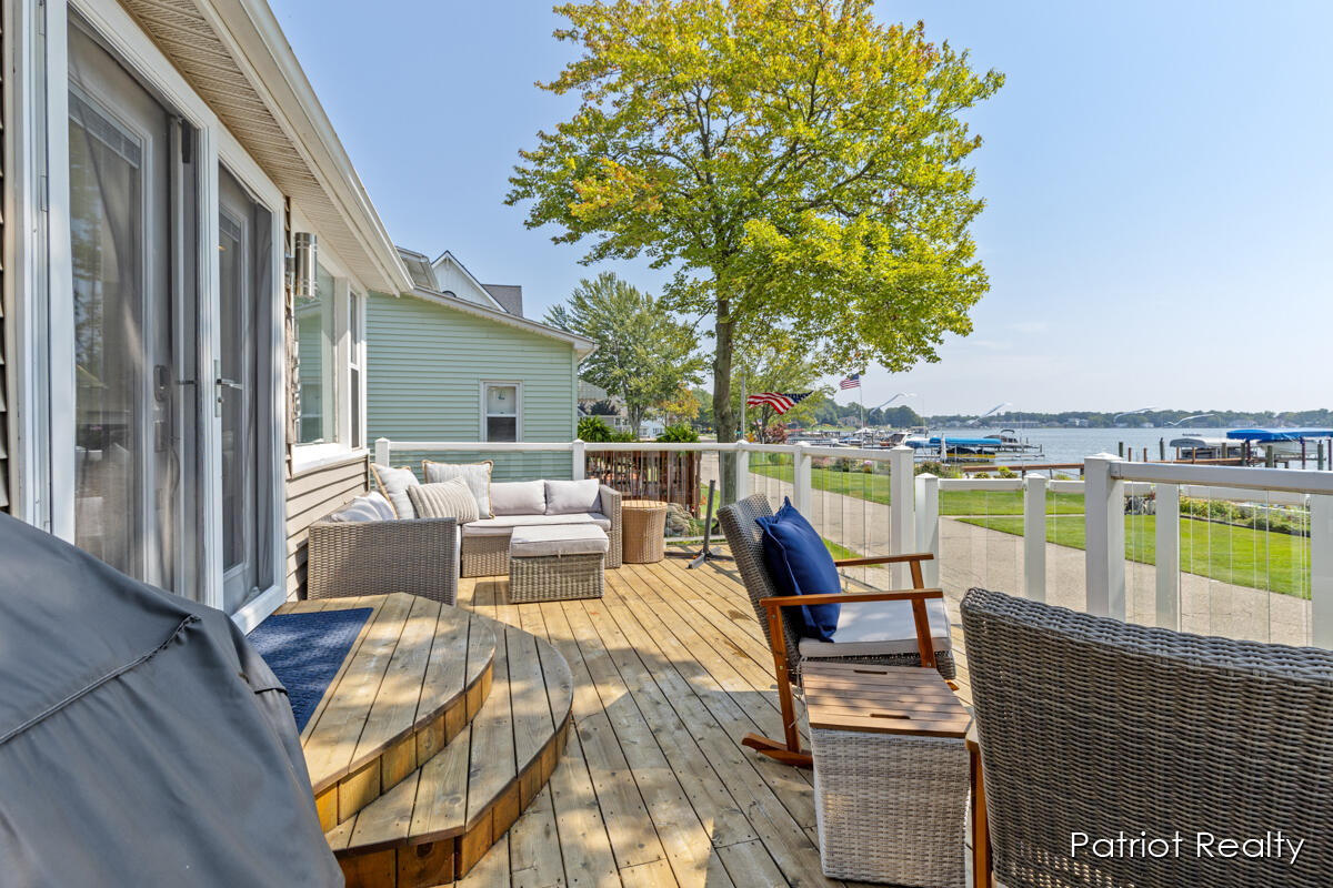 16631 Lakeview Street