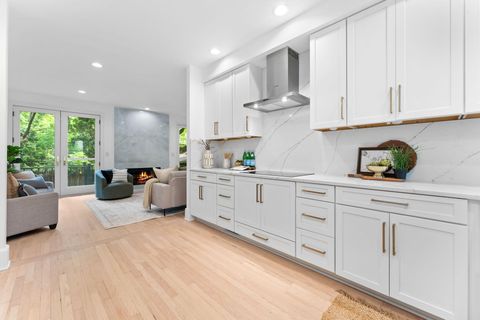Tiny photo for 709 N 5th Avenue, Ann Arbor, MI 48104 (MLS # 81026028847)