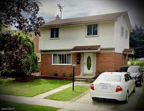 12806 Catalpa Street Southgate City MI 48195