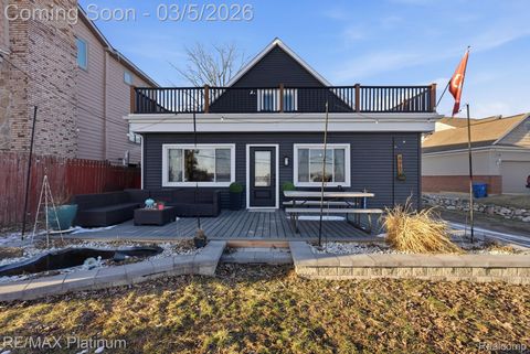 4960 Cooley Lake Road Waterford Charter Township MI 48327