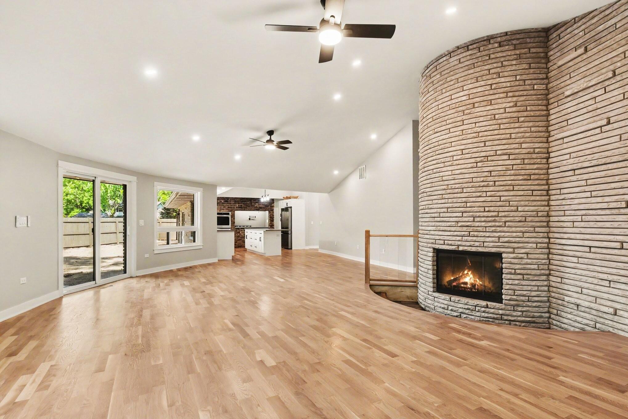 2631 Hillview Lane
