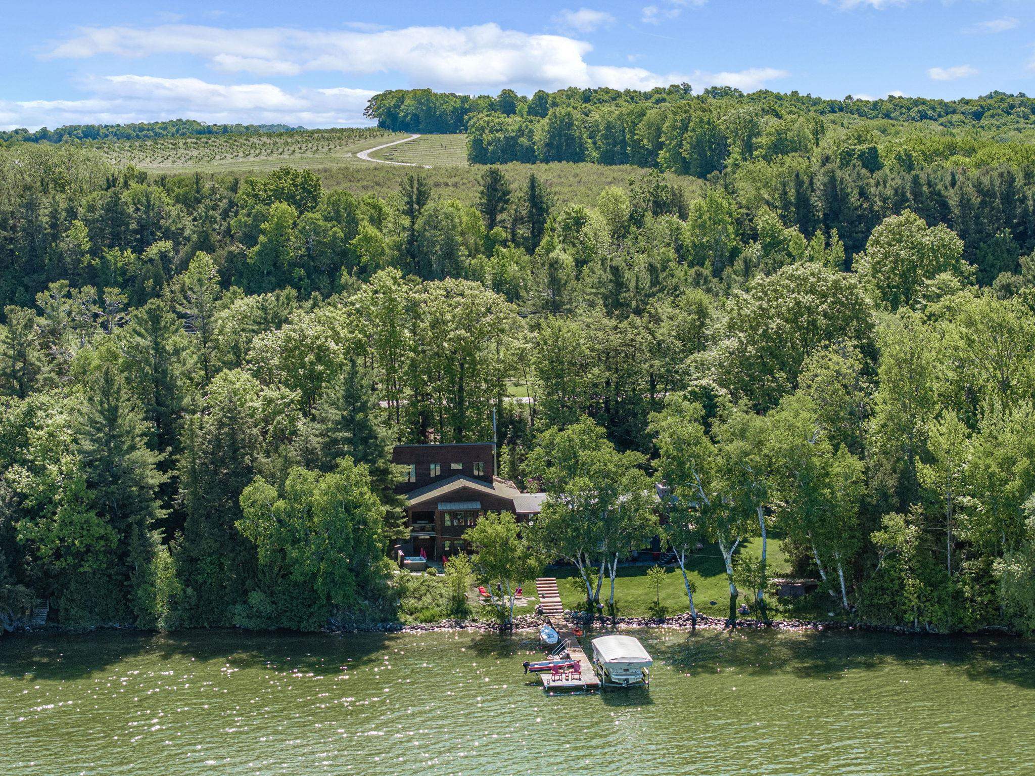 3387 N Lake Leelanau