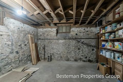 listing image 85