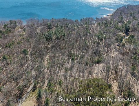 listing image 101