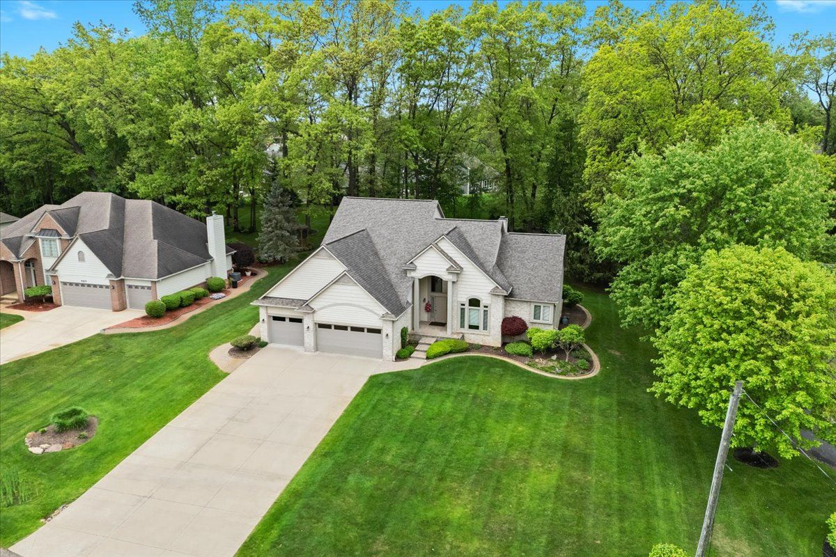 4435 DRIFTWOOD Drive