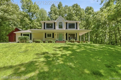 3559 Perry Lake Road Brandon Charter Township MI 48462