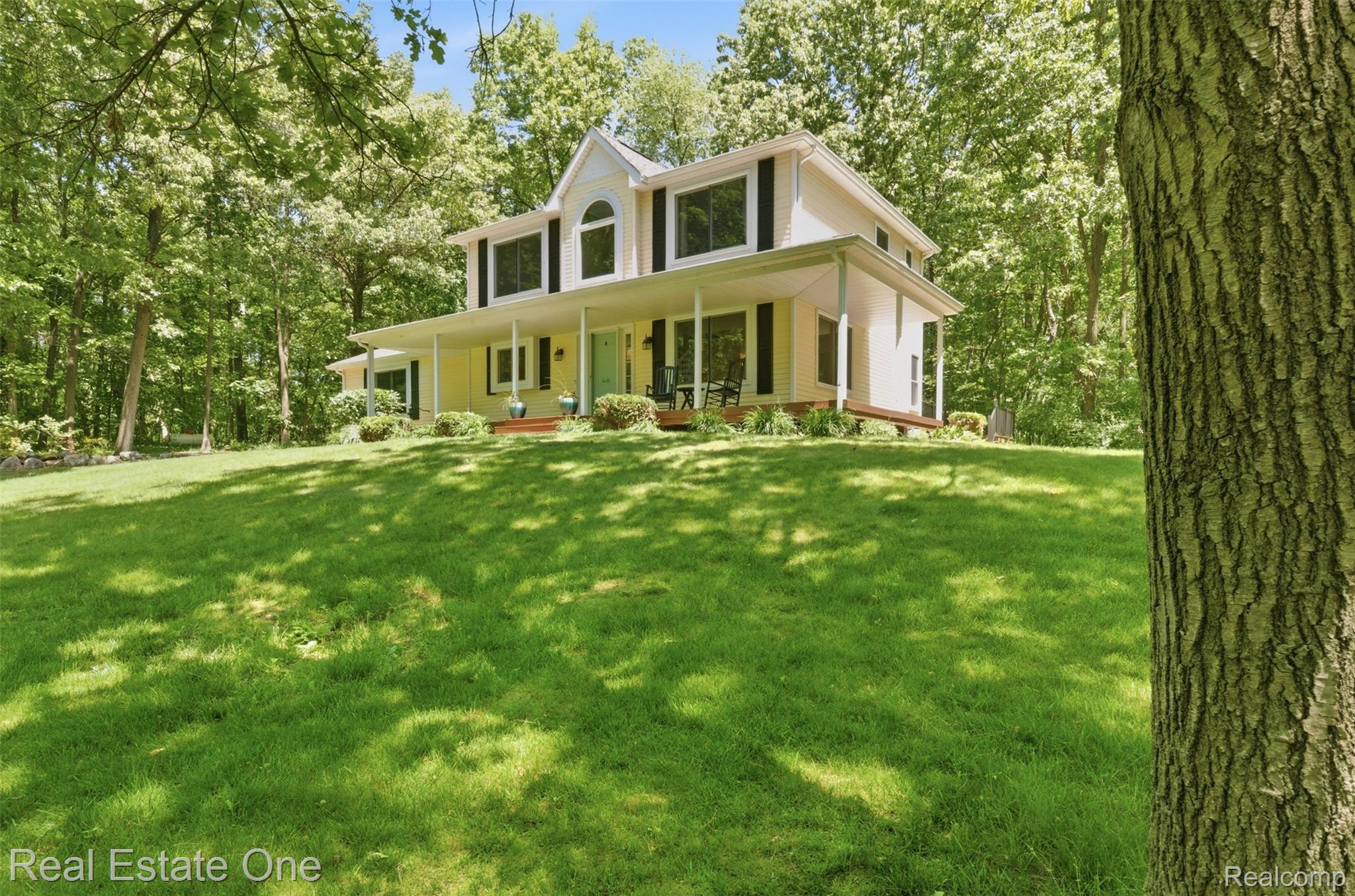 3559 Perry Lake Road