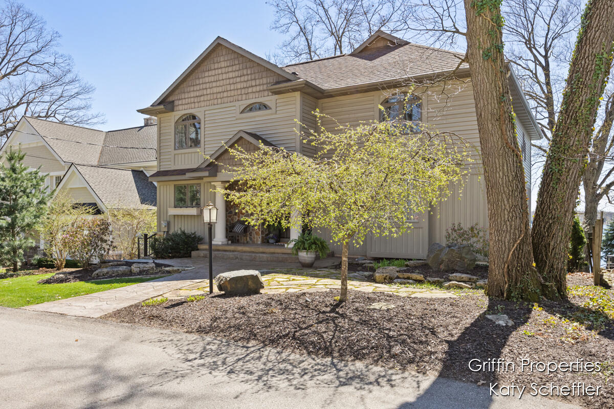 7220 Wilkinson Drive NE