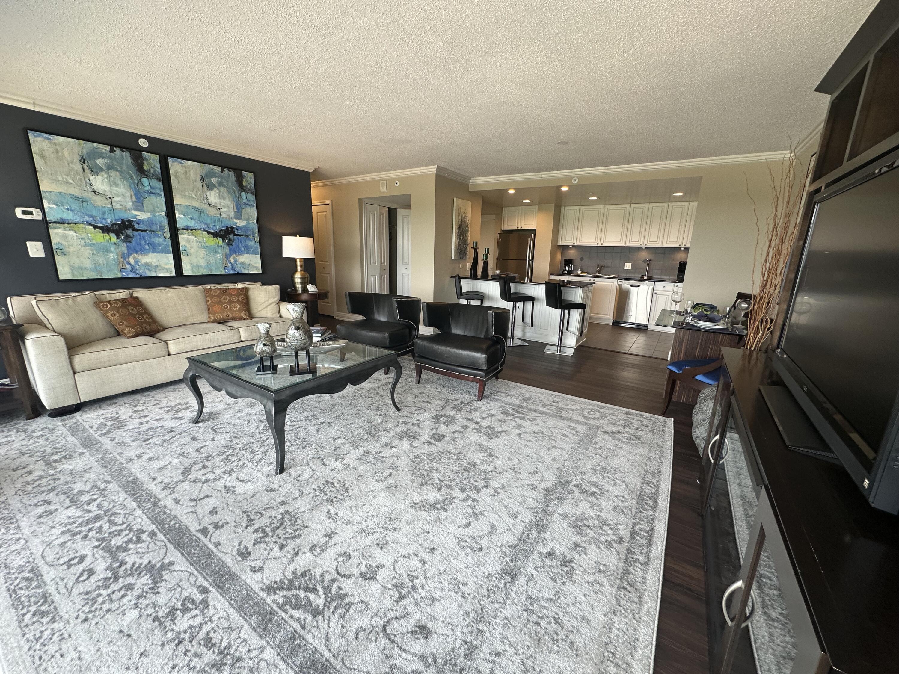 555 S Old Woodward Avenue 1306