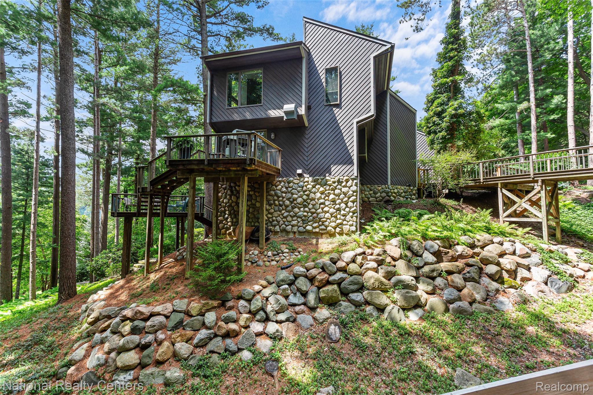 2191 Addaleen Road