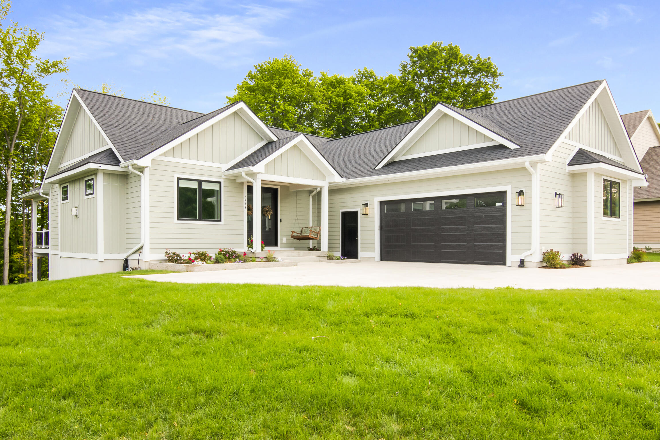 5433 Lone Beech Drive