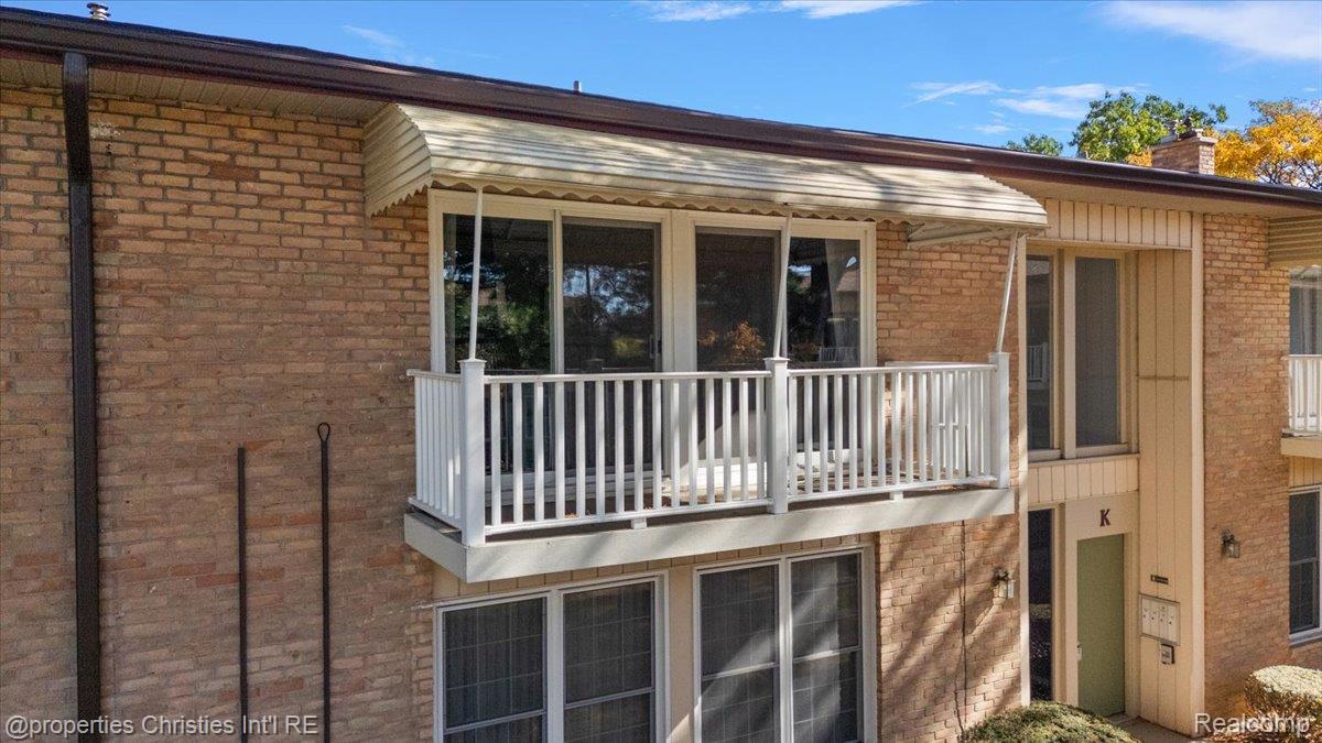 1199 S Sheldon Road 77