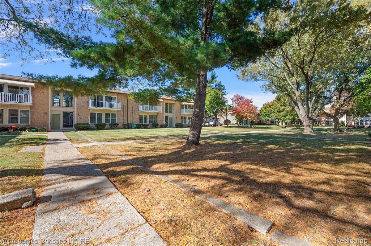 1199 S Sheldon Road 77