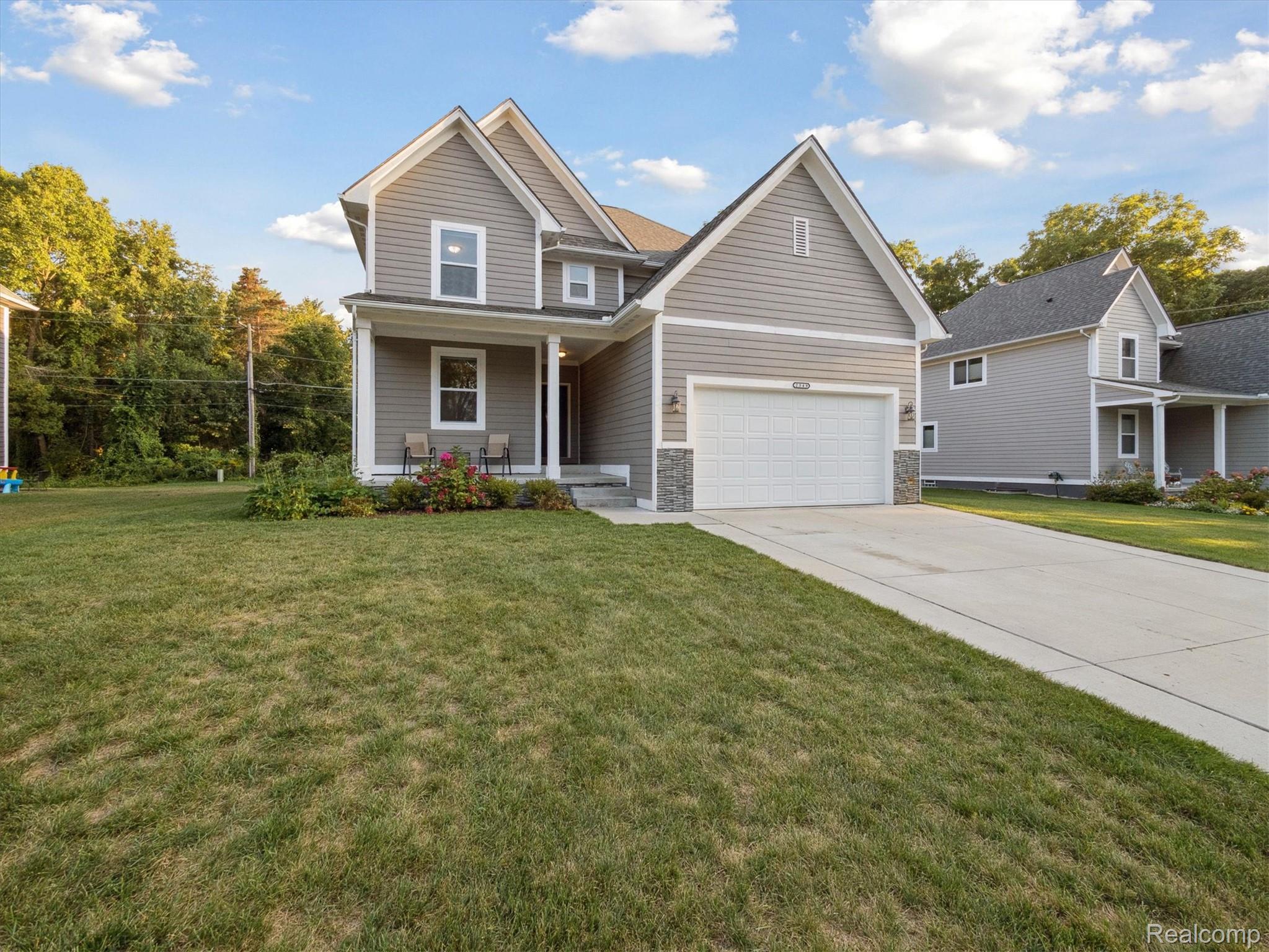 2349 Fairbury