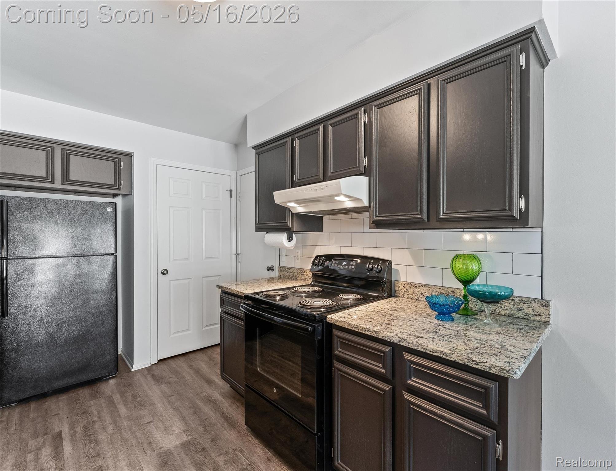 1501 Dover Hill N