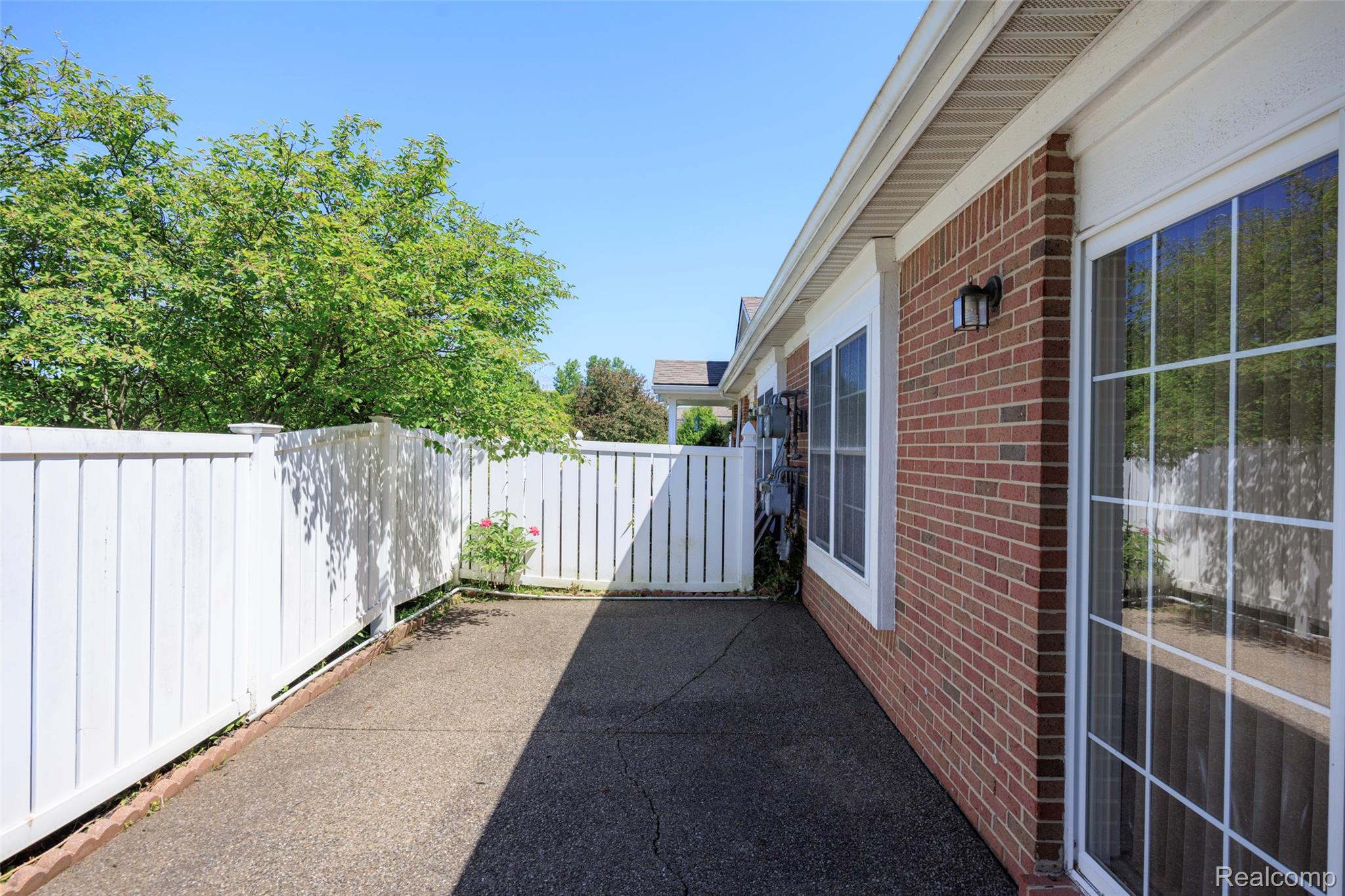 42268 Hanover Drive 4