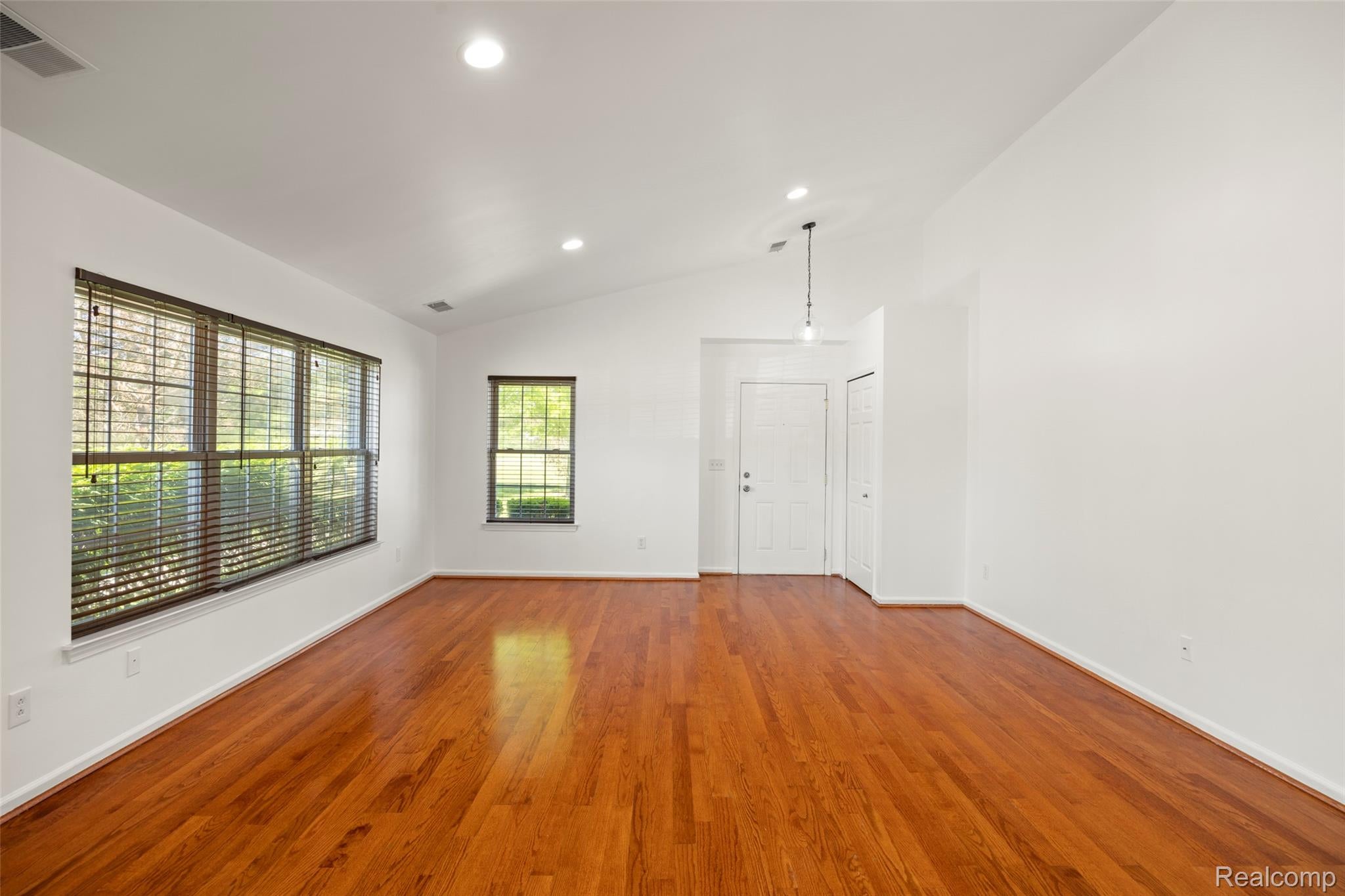 42268 Hanover Drive 4