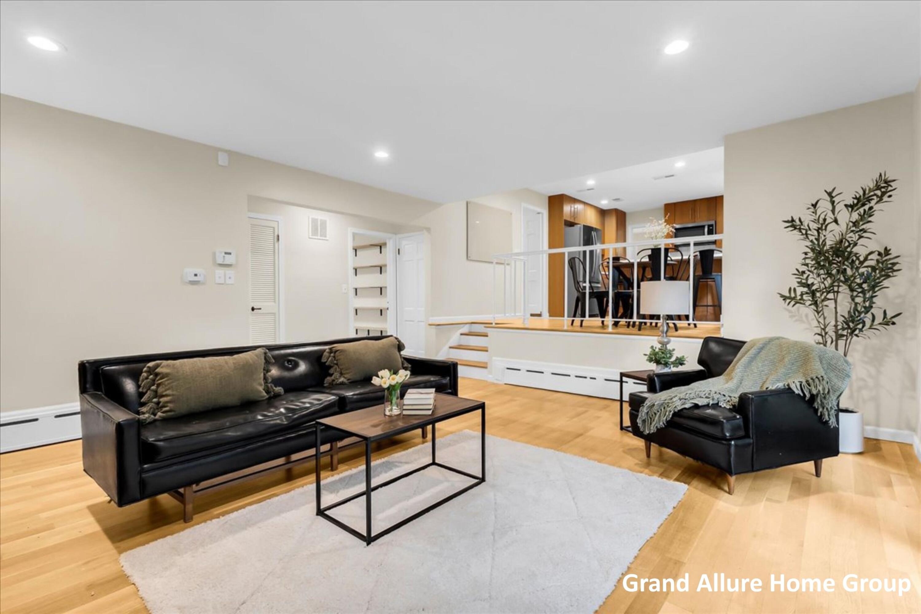 2850 Burritt Street NW