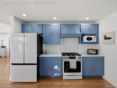 Tiny photo for 850 Townsend Drive, Algonac City, MI 48001 (MLS # 20261087009)
