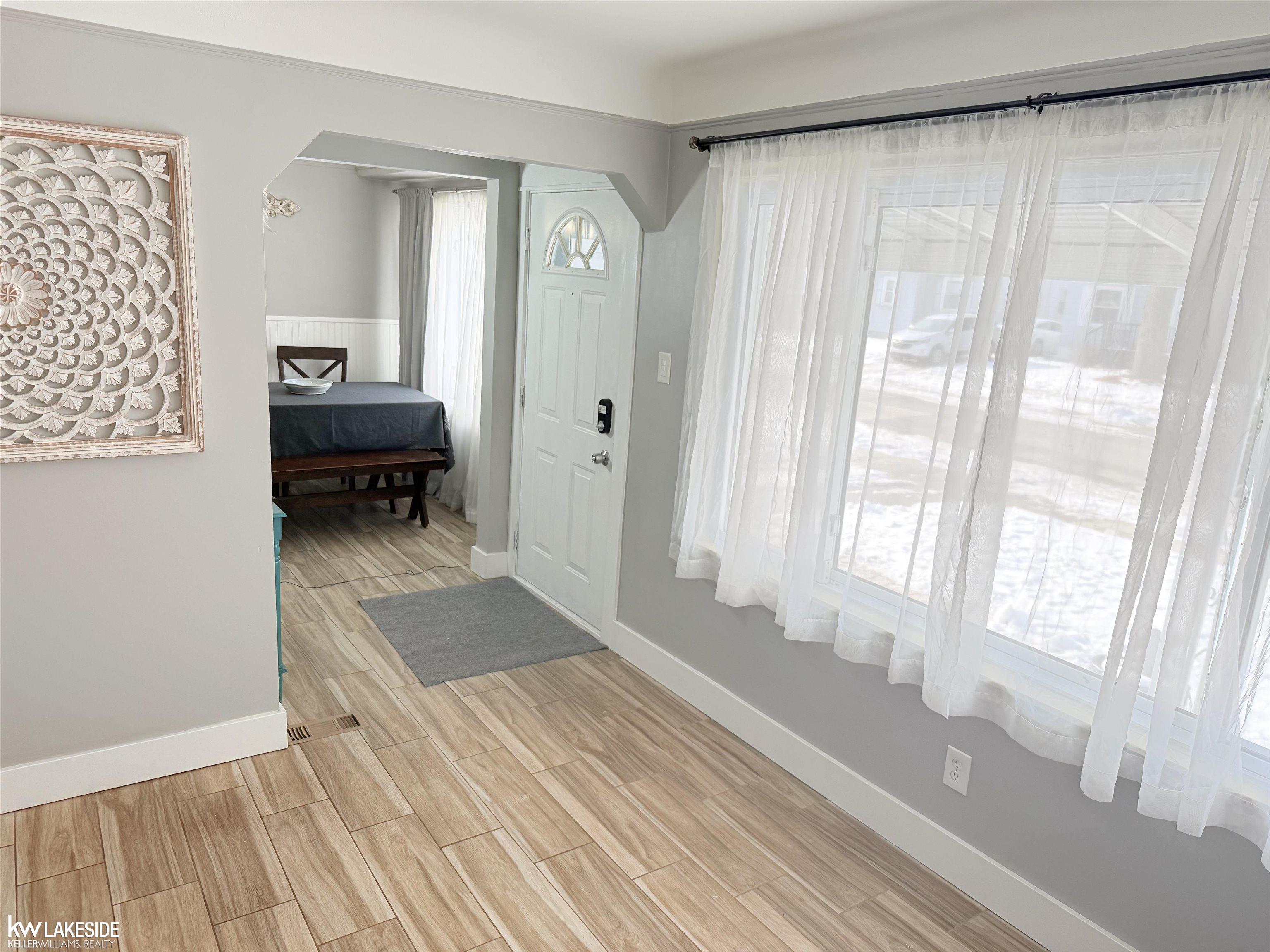 22118 Firwood Avenue