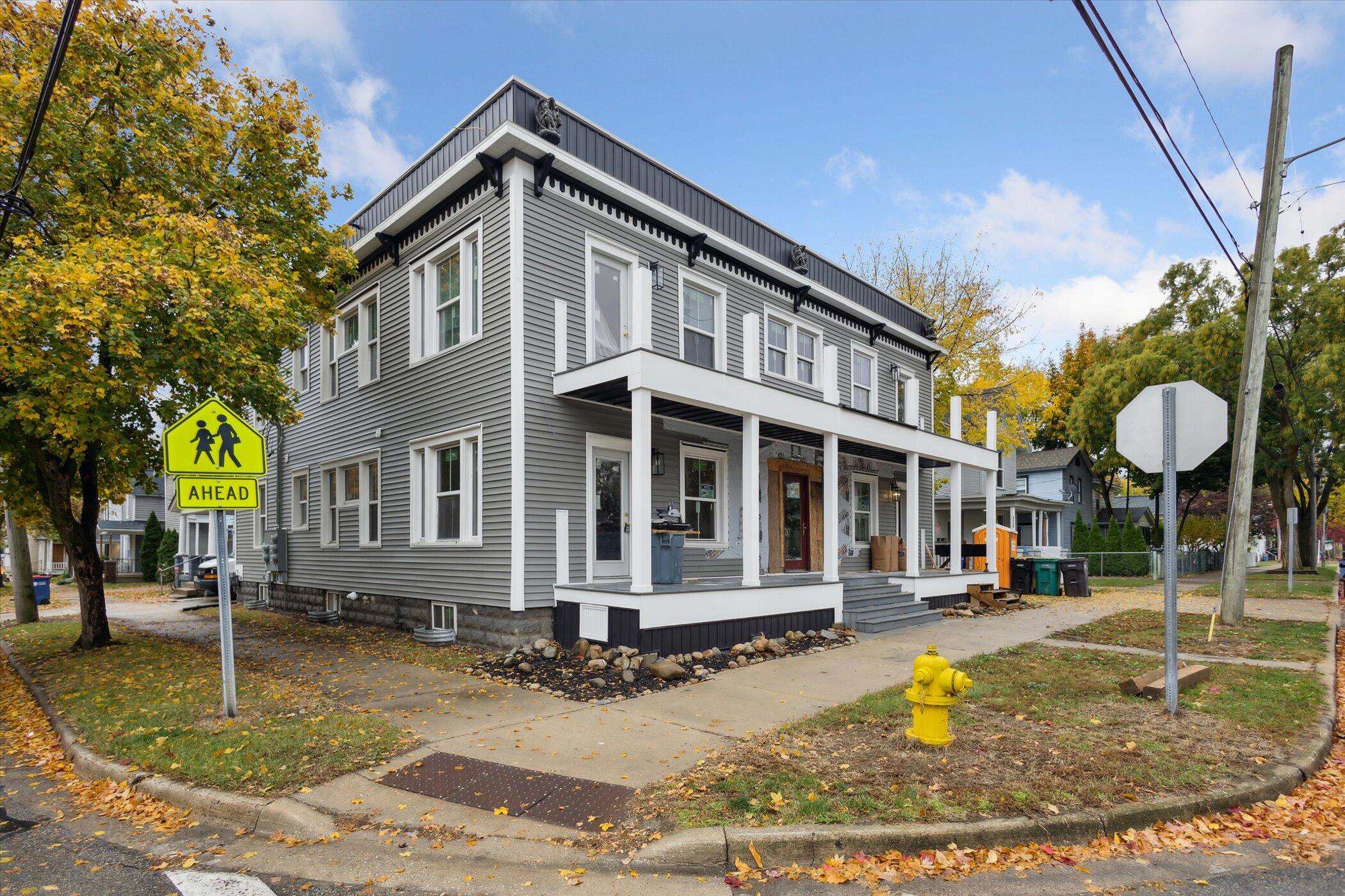 800 NW Douglas Street