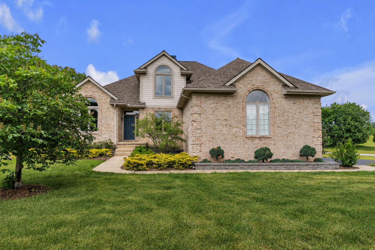 5049 Birdie Lane
