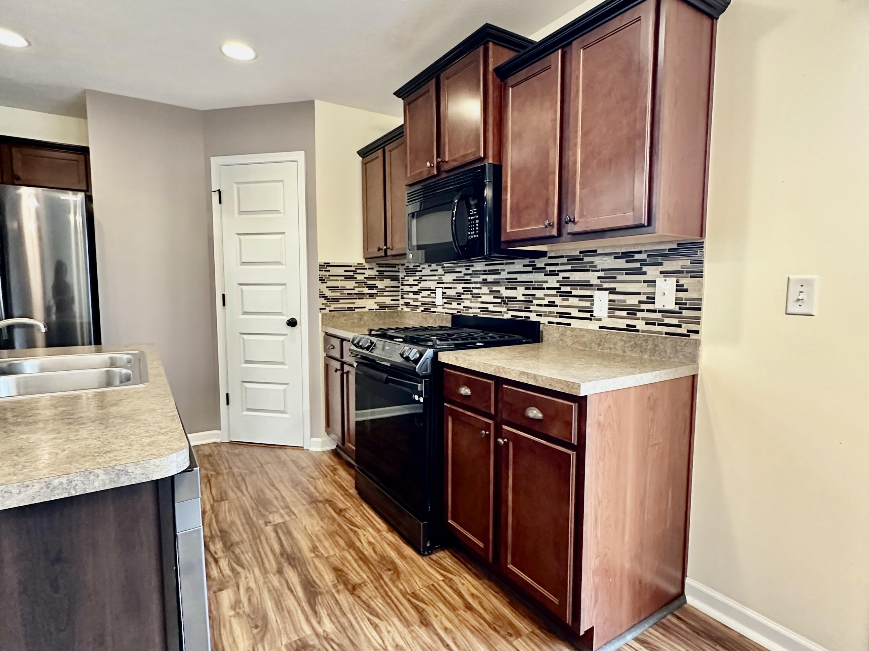 7947 High Knoll Drive SE