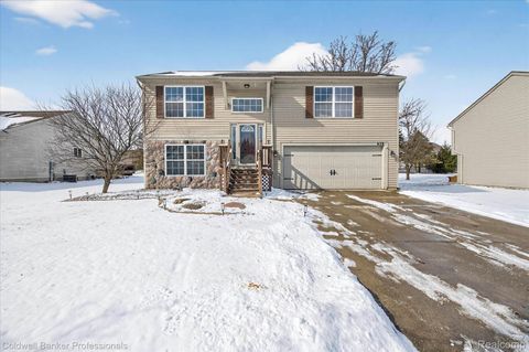 639 Andover Woods Drive Fenton City MI 48430