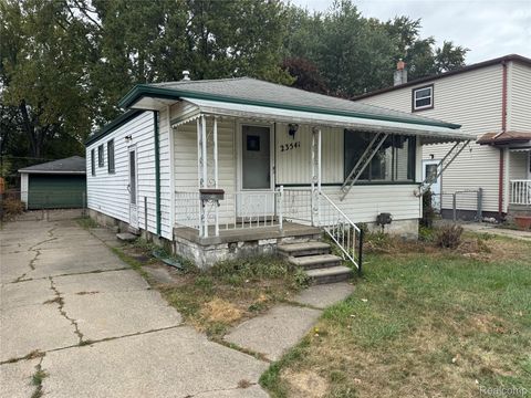 23541 Elmira Street St Clair Shores City MI 48082